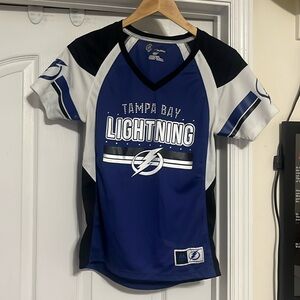 Ladies Size Small Tampa Bay Lightning Jersey